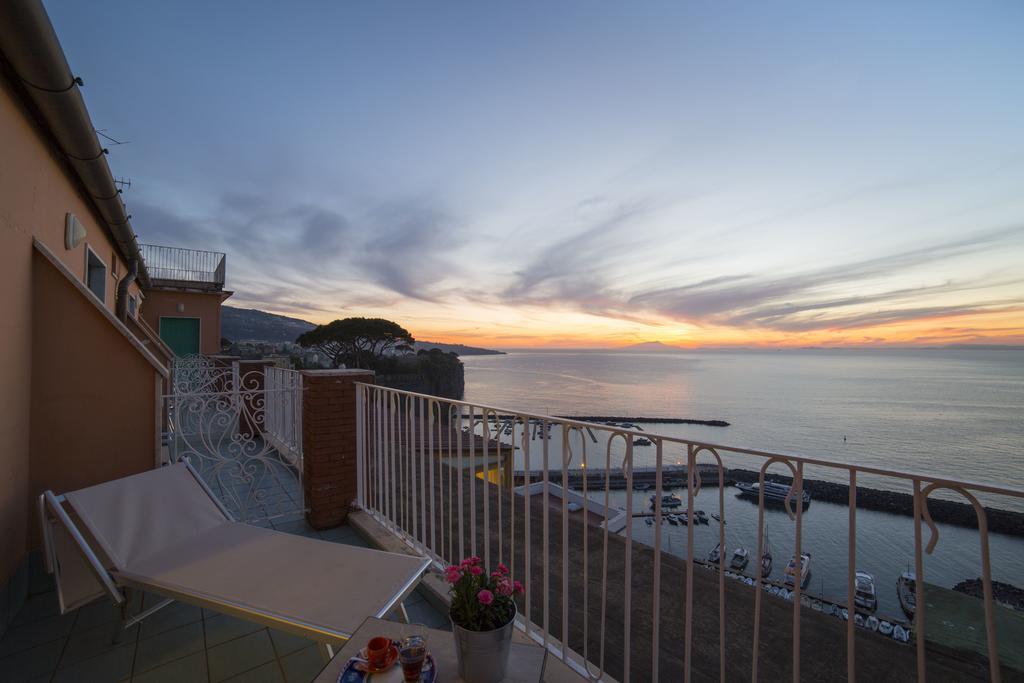 Hotel Cosmomare П'яно-ді-Сорренто Екстер'єр фото