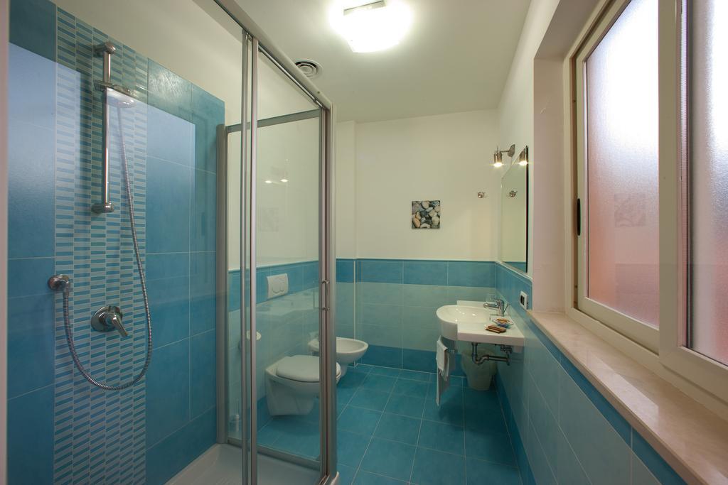 Hotel Cosmomare П'яно-ді-Сорренто Екстер'єр фото